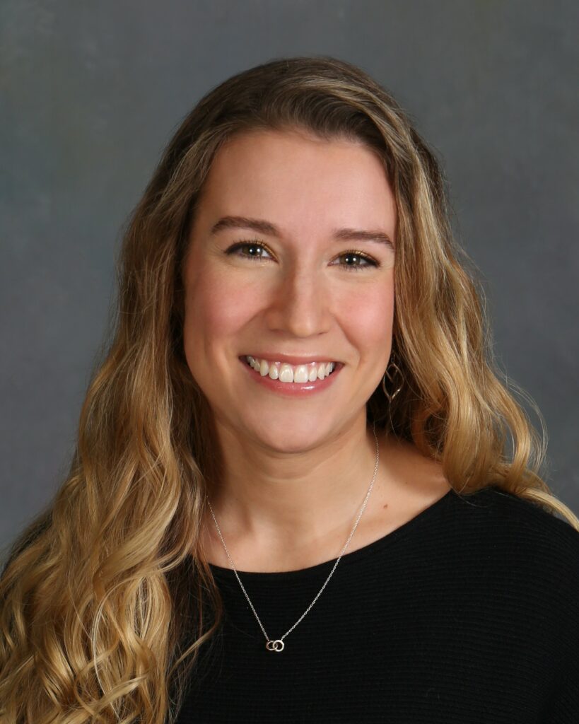 https://keystonehealth.datachievereview.xyz/keystonepediatricdevelopmentalcenter/staff/emily-leeper-otr-l/