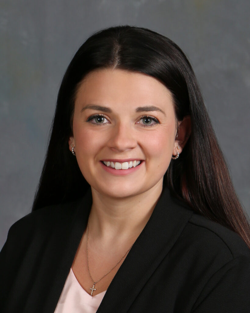 Headshot photo of Mackenzie VanDuzer