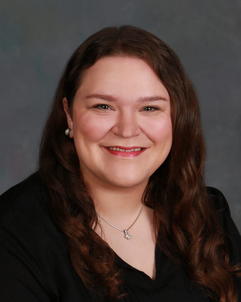Headshot photo of Kaylin Shearer